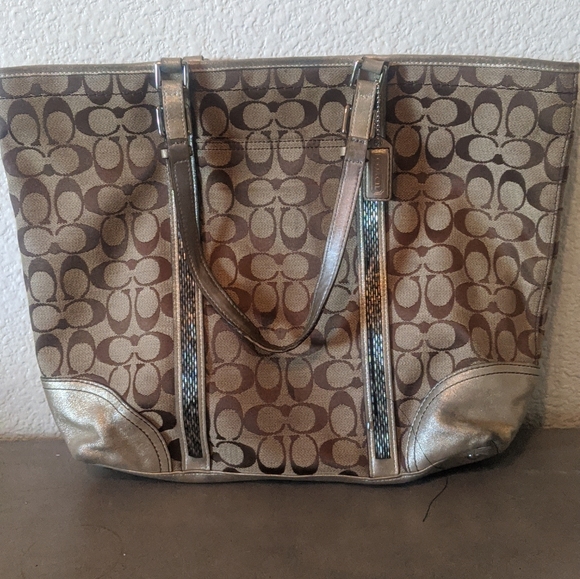 Coach Large Bag - Picture 4 of 4